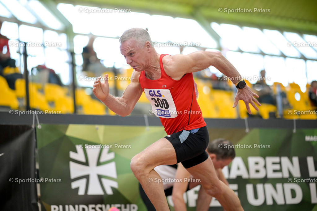 Deutsche Hallenmeisterschaften Masters - Sonntag_77 | Deutsche Meisterschaften Halle Masters am 03.03.2024 in Dortmund 

Foto: Kai Peters - Realisiert mit Pictrs.com