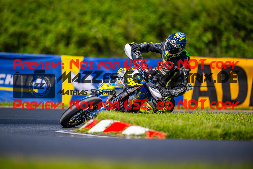 MaZZes_FotoMatrix_240511_6007705_6049 | S2