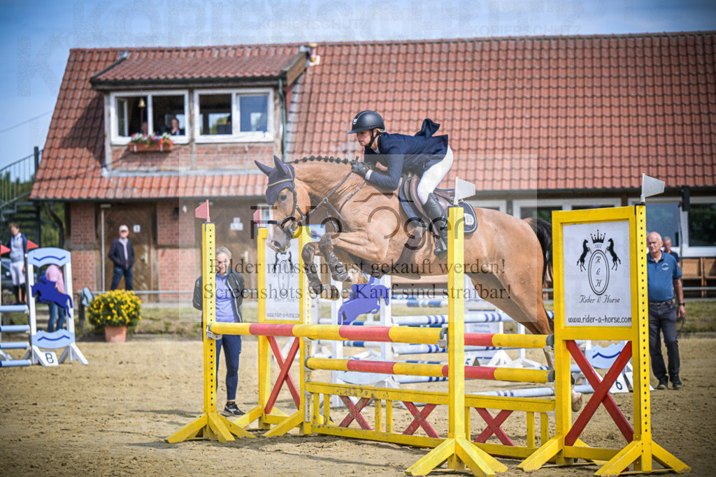 DOS_6553 | Entdecke hochwertige Reitturnierfotos von Foto Oger. Professionell, emotional und authentisch – jetzt Lieblingsmomente im Shop bestellen.Deutschlandweite Turnierfotografie. - Realisiert mit Pictrs.com