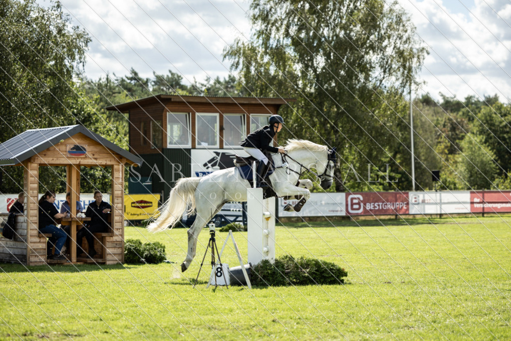 DK5A2064 | Isabel Marstall Fotografie - Realisiert mit Pictrs.com