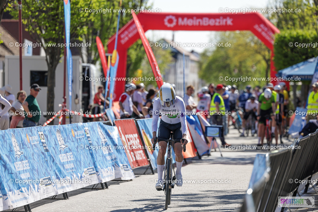 VJ__5370 | Neusiedlersee Radmarathon 2026@sportshot_your_pictrs #yourpictures#roadtowm2029 #nrm #neusiedlerseeradmarathon #neusiedlersee #neusiedlerseetourismus #burgenland #mörbisch #nrm26 #burgenlandtourismus #voglundco #poweredbyburgenlandtourismus #radsport #rad #marathon #ucigranfondo #visitburgenland #ucigranfondoworldseries