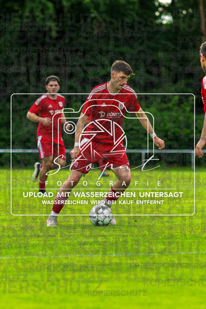 Landesliga Herren LG - TV Jahn Schneverdingen vs. MTV Eintracht Celle | Maurice Bahnemann (TV Jahn Schneverdingen #10); Landesliga Herren LG - TV Jahn Schneverdingen vs. MTV Eintracht Celle am 06.06.2026 in Osterwaldstadion, Schneverdingen - Realisiert mit Pictrs.com