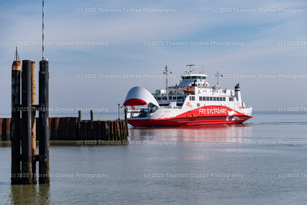 Syltfähre Römö Dänemark Juni 2023 / Sylt ferry Romo Denmark June 2023 | Fähre von Römö nach Sylt / Ferry from Romo to Sylt

 - Realisiert mit Pictrs.com