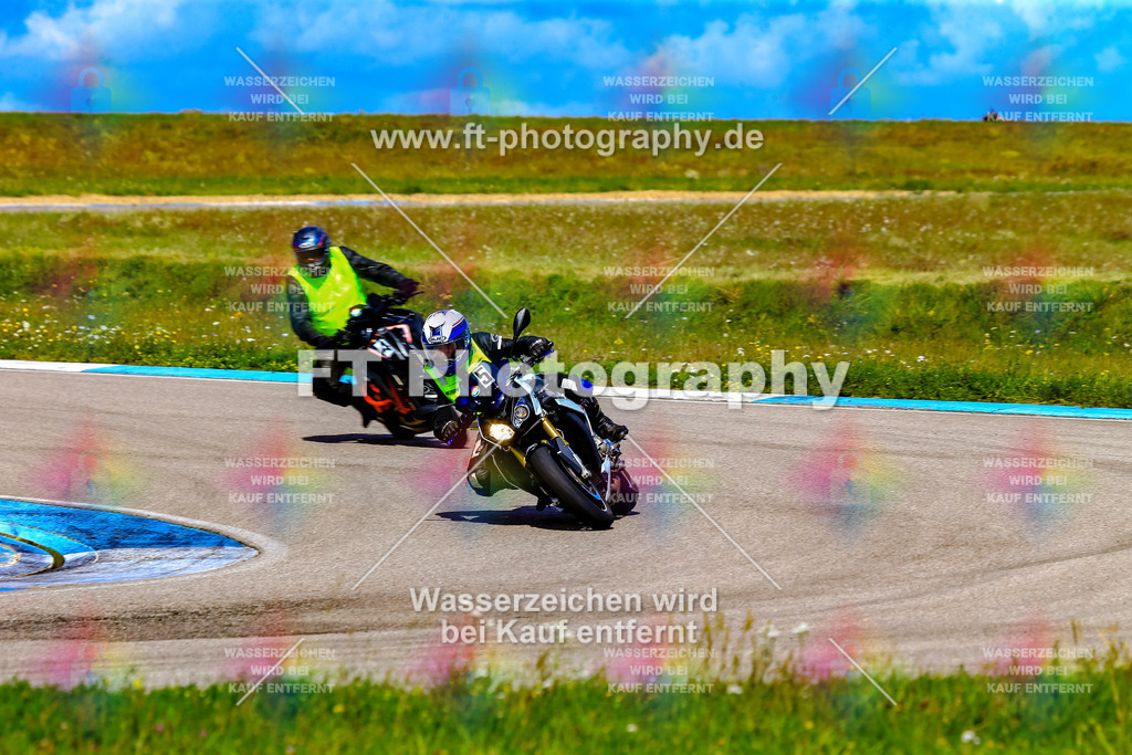 005-6082 | Hier findet Ihr Bilder von Touristenfahrten auf der Nürburgring Nordschleife oder von anderen Veranstaltungen die ich besucht habe. Viel Spass beim Durch Schauen 