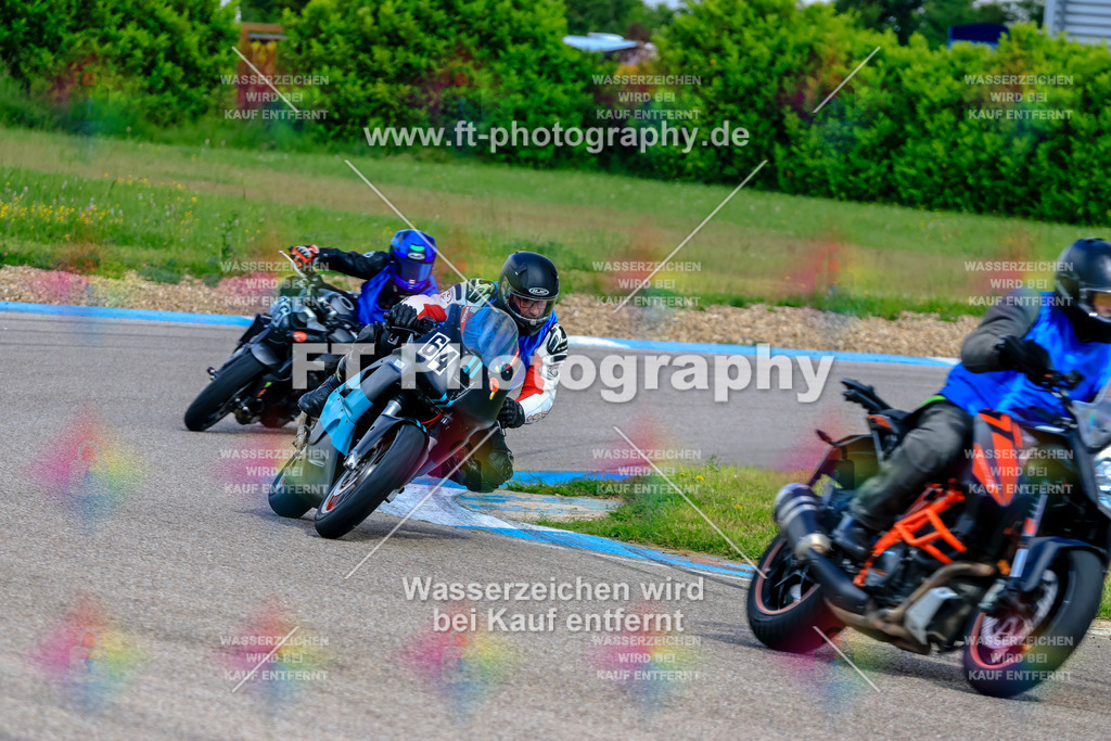 MotoTeam-9069 | Hier findet Ihr Bilder von Touristenfahrten auf der Nürburgring Nordschleife oder von anderen Veranstaltungen die ich besucht habe. Viel Spass beim Durch Schauen 