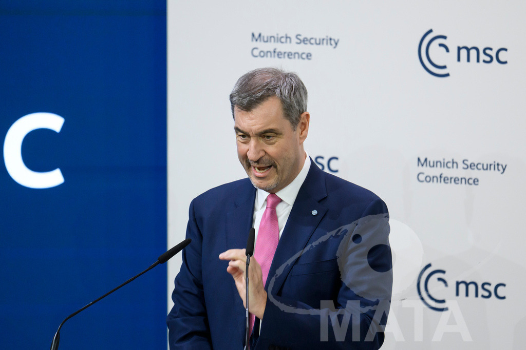 _DWA4490 | MATA IndoCon - Realisiert mit Pictrs.com