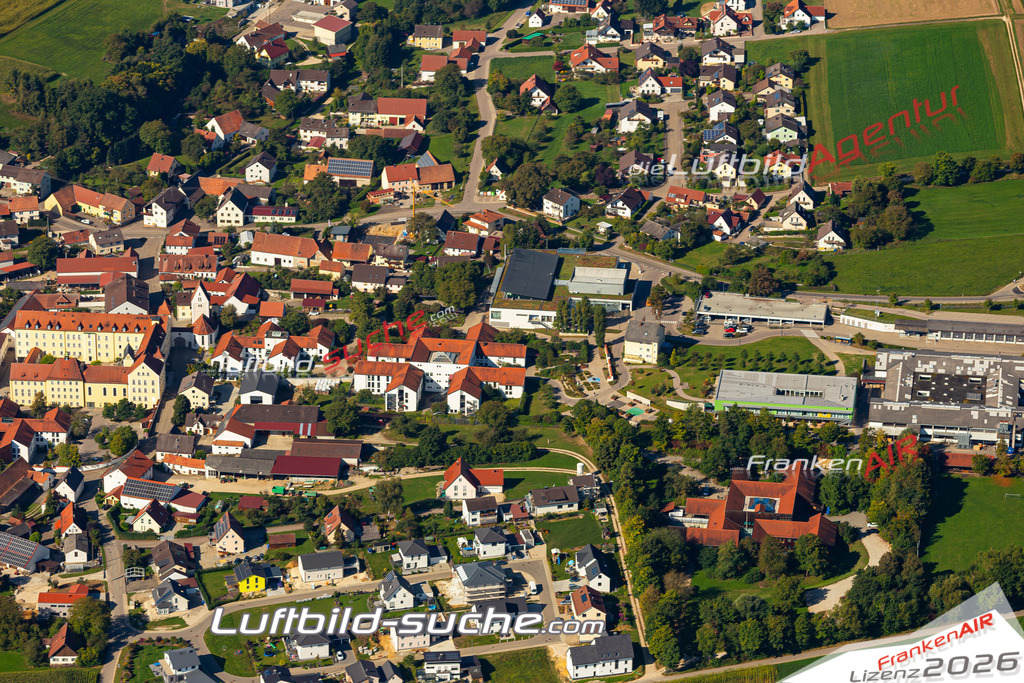 Aktuelles Luftbild von Schweinspoint Marxheim Kauf mit Lizenz / Bildrechten möglich- Die Luftaufnahme wurde 2021 mittels UL-Flugzeug erstellt ( keine Drohne ) - hochauflösende Kamera-Systeme von  Canon -Beste Qualität - Für grossformatige Ausdrucke geeignet. Die Geschenkidee !