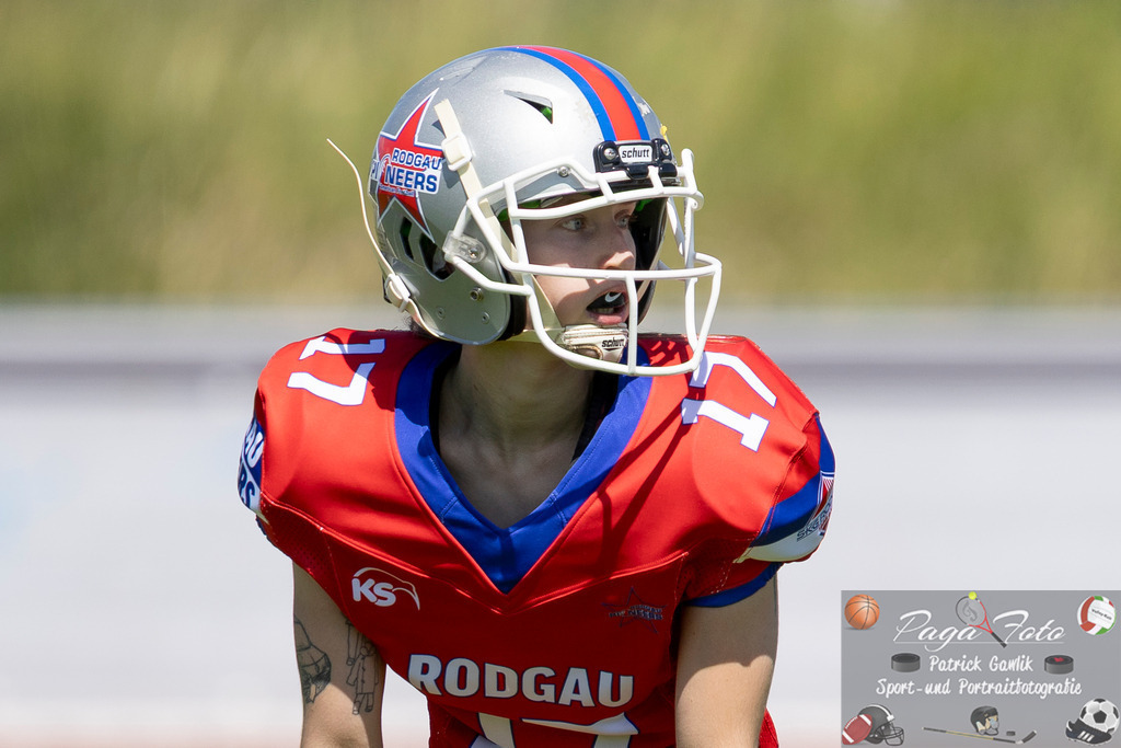 GFLW 1: German Football League Women 1: Rodgau Pioneers Ladies - Stuttgart Scorpions Sisters, 07.06.2026 | Sina Scherer (Rodgau Pioneers Ladies #17), Freisteller, Portrait / Porträt, Rodgau Pioneers Ladies - Stuttgart Scorpions Sisters, Rodgau, Maingau-Energie-Stadion "Am Weichsee", 7.6.2026 - Realisiert mit Pictrs.com