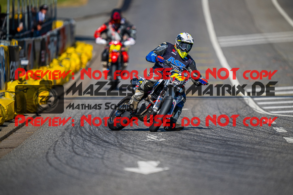 MaZZes_FotoMatrix_230609_5459 | UE40