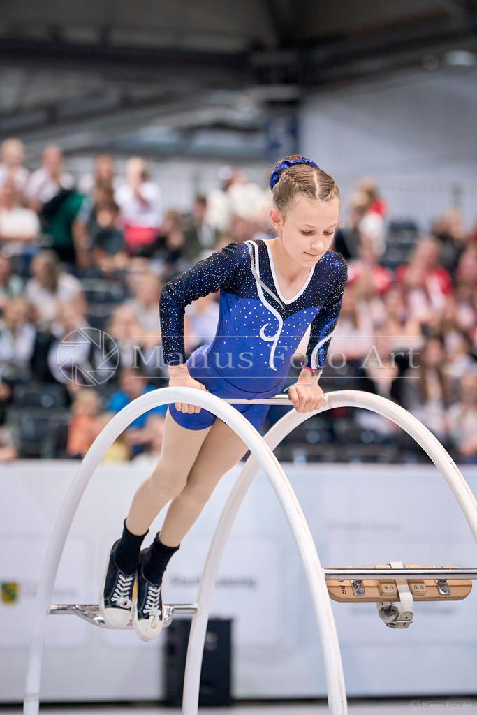 A-DSC03054 | Professionelle Sportfotografie in Hamburg, Schleswig-Holstein und Niedersachsen – spezialisiert auf Rhönrad, Geräteturnen, Leistungsturnen und rhythmische Sportgymnastik. Bundesweite Begleitung von Rhönrad-Events. Jetzt Sport-Fotos - Realisiert mit Pictrs.com