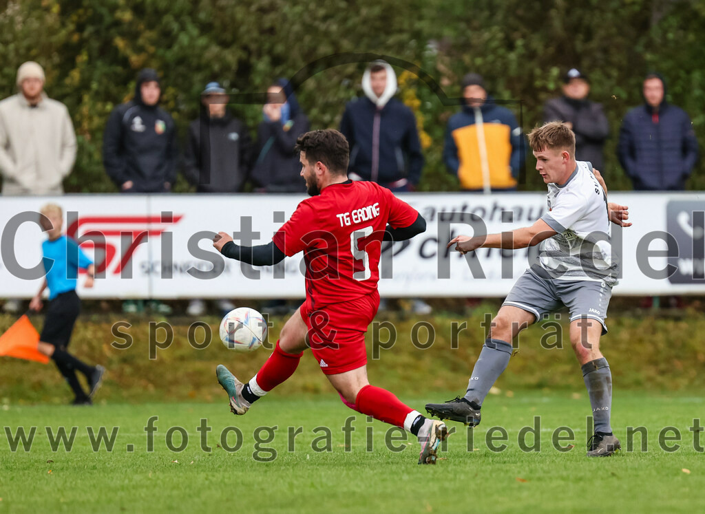 2023-10-15_031_SV_Eintracht_Berglern_gegen_FC_Tuerkguecue_Erding | Berglern, Deutschland, 15.10.2023:
Fußball, Kreisklasse 2023 / 2024, 10. Spieltag, SV Eintracht Berglern gegen FC Türkgücü Erding, Endergebnis: 1:0

Eren Yildiz (FC Türk Gücü Erding, #5)

Foto: Christian Riedel / fotografie-riedel.net