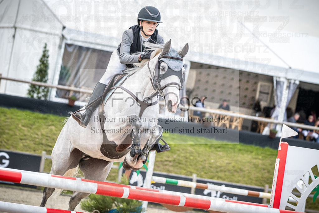 DOS_3705 | Entdecke hochwertige Reitturnierfotos von Foto Oger. Professionell, emotional und authentisch – jetzt Lieblingsmomente im Shop bestellen.Deutschlandweite Turnierfotografie. - Realisiert mit Pictrs.com