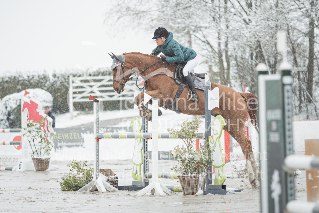 220401_HF-Laar_SprPf-L-12 | SEASON OPENING 2022
Herford Laar
01.04.2022
03/2 Springpferdeprüfung Kl.L