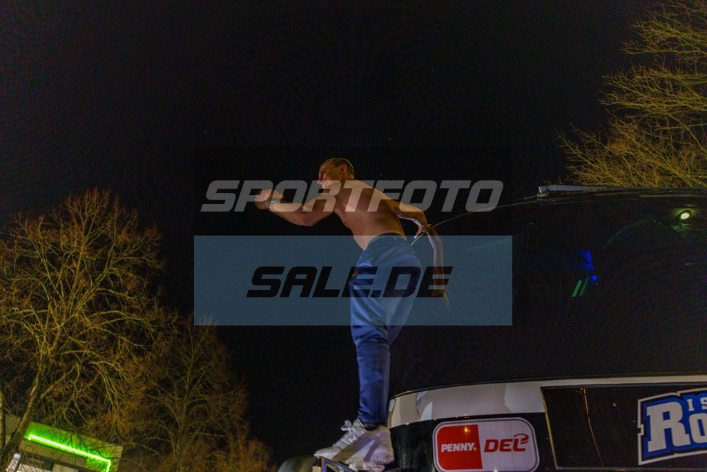 Iserlohn Roosters - Red Bull Muenchen | 
DEL: Iserlohn Roosters - Red Bull Muenchen - Realisiert mit Pictrs.com