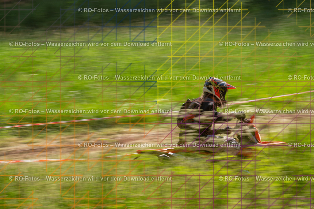 Wolfshausen 3 Lauf -1148 | Sportfotografie von RO-Fotos: Motorsport, Motocross, Enduro, Laufveranstaltungen und Triathlon. Professionelle Fotos von Sportlern und Events. - Realisiert mit Pictrs.com