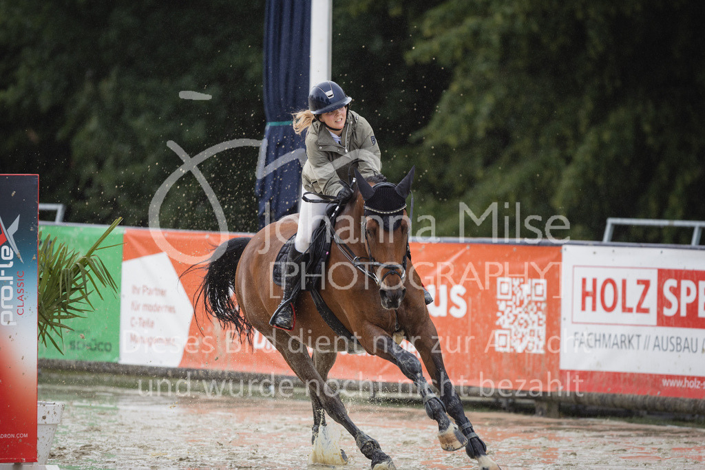 230727_BHO_M1-Spr_1-430 | Deine schönsten Turniermomente als professionelle Fotos! Entdecke hochwertige Pferdesport-Fotografie im Online-Shop. Jetzt Fotos finden & bestellen!