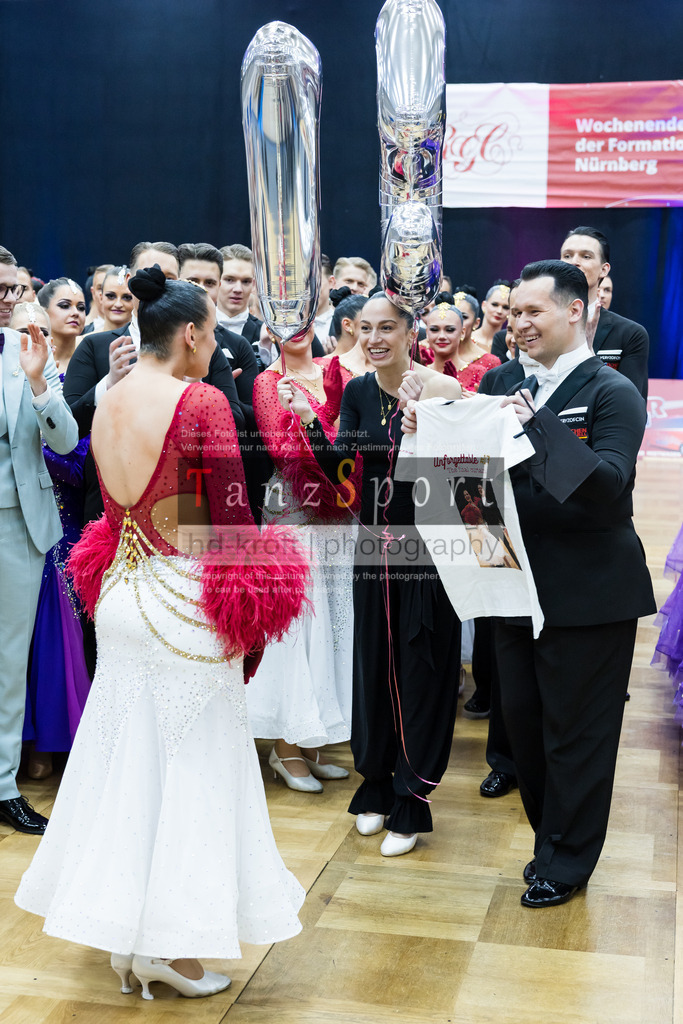 20260314_BL1_Std-Formationen_Nbg4586 | Tanzsportbilder, Standardtanz, Lateintanz, WDSF, DTV, LTVB, dancecomp, goc, hessen tanzt, blaues band der spree, walzer, tango, wiener walzer, slowfox, quickstepp, samba, rumba, cha-cha-cha, paso doble. jive, hd-kroft photography, turniertanzsport