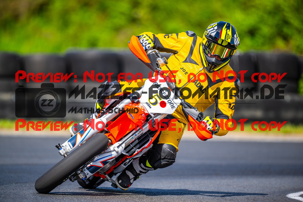 MaZZes_FotoMatrix_240430_6007705_2730 | Fotograf Mathias Schmid
Sportfotograf,
Eventfotograf,
Hochzeitsfotograf,
Portraitfotograf