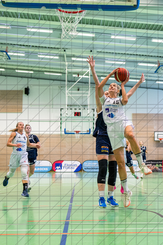 DBBL Pokal 25/26 | Runde 02 | BBC Osnabrück vs. New Basekets Oberhausen | MÜLLER Michelle (BBC Osnabrück #15) //  21.09.25: DBBL Pokal 25/26 | Runde 02 | BBC Osnabrück vs. New Basekets Oberhausen / Osnabrück / Deutschland  //   CREDIT:www.bullenfotos.de, Martin König, Hörner Weg 40, D-49078 Osnabrück, +4917663732967 // Nutzung und Weitergabe nur zu den vereinbarten Zwecken. Presseanfragen an Ersteller. Alle Rechte beim Ersteller. Honorierung nach MFM. - Realisiert mit Pictrs.com