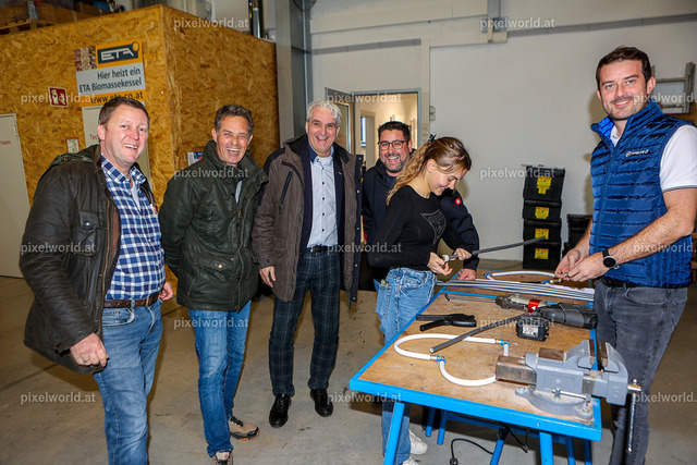 Rauter Installationen - Poly goes Backstage | Bildershop von pixelworld.at - Realisiert mit Pictrs.com