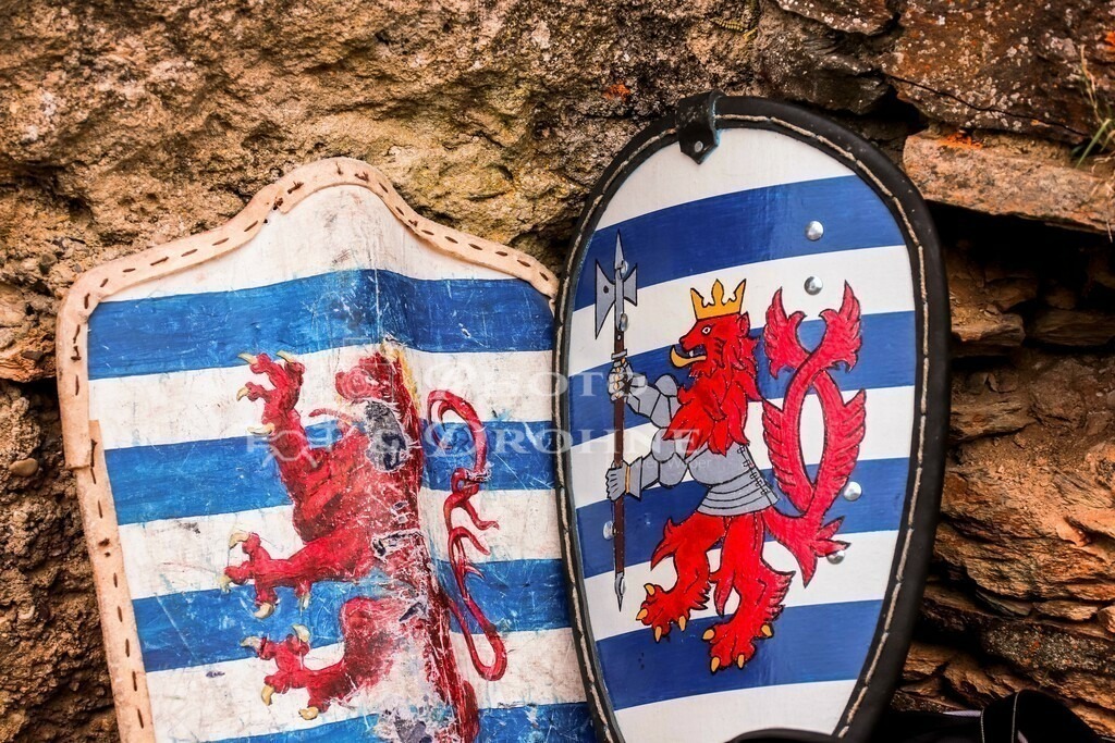 Rheinfels Ritter-2447 | Burg Ruine Rheinfels ist die größte Festungsanlage zwischen Koblenz und Bingen am Oberen Mittelrhein. - Realisiert mit Pictrs.com