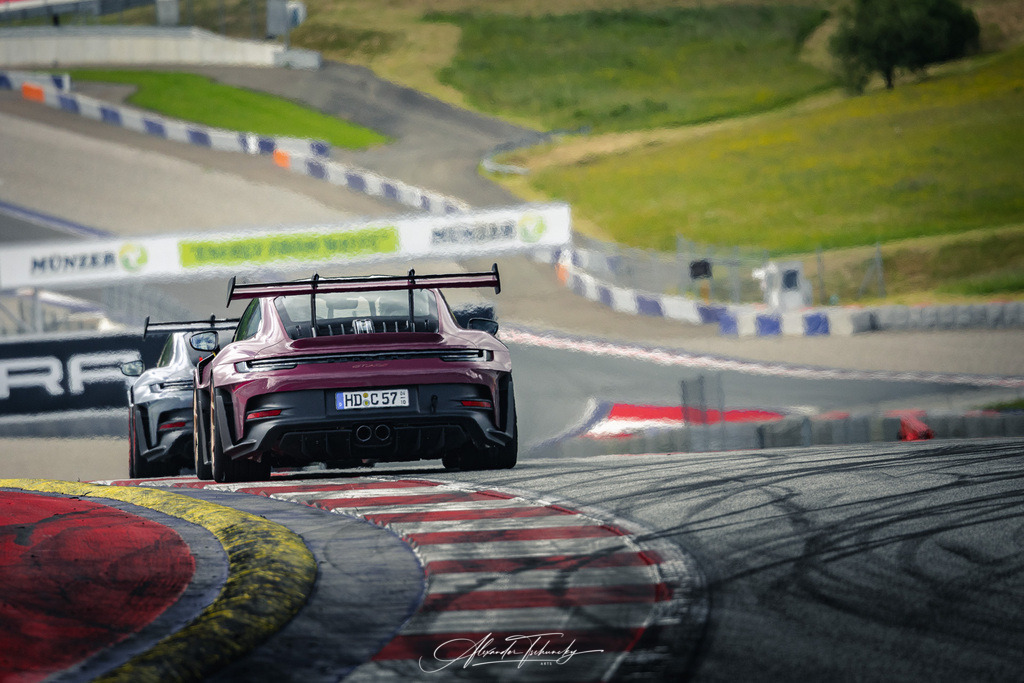 R6PZ2436 _Alexander Tschuncky | Entdecken Sie die faszinierende Welt von Alexander Tschuncky Arts: Kreative Fotografie, atemberaubende Automobilkunst und hochwertiger Bilderdruck. Lassen Sie sich inspirieren! - Realisiert mit Pictrs.com
