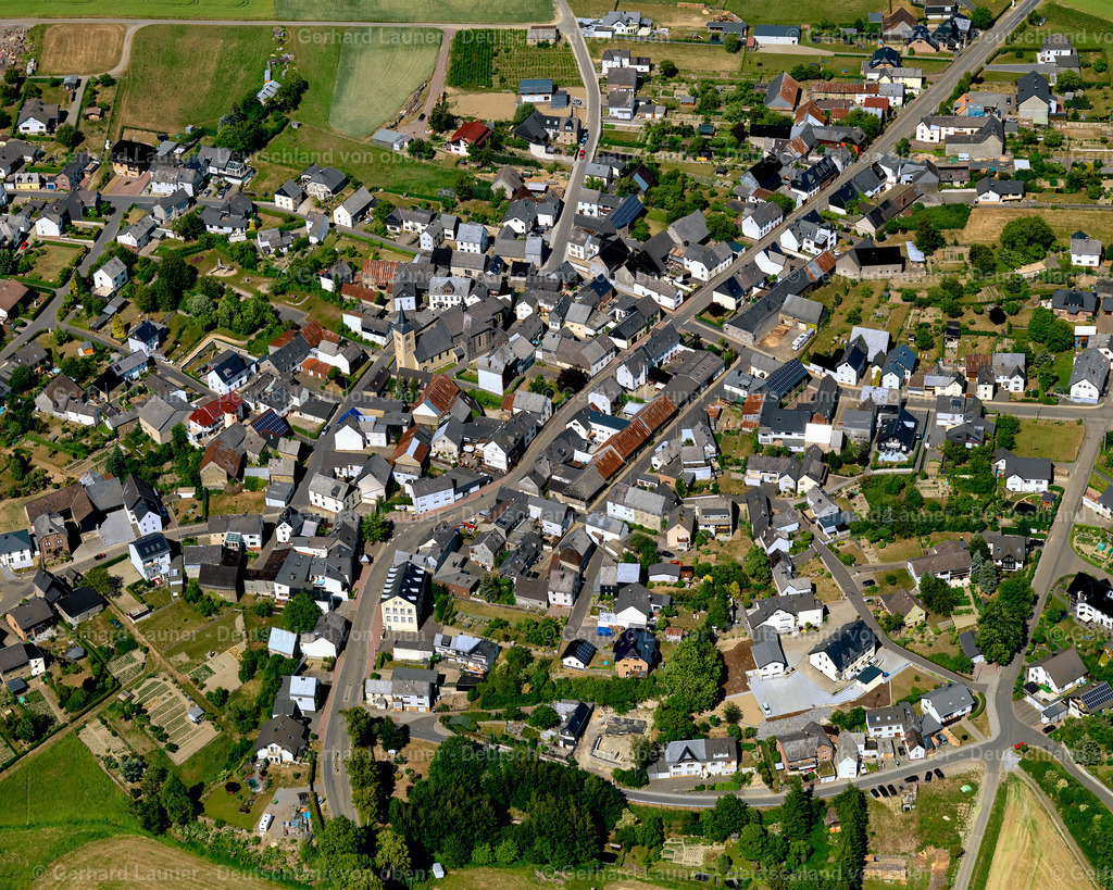 Düngenheim-3114197 | Düngenheim
