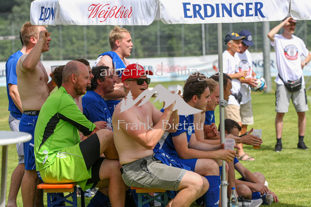 993T0781 | Medien- Sport- Entertainmentfotos