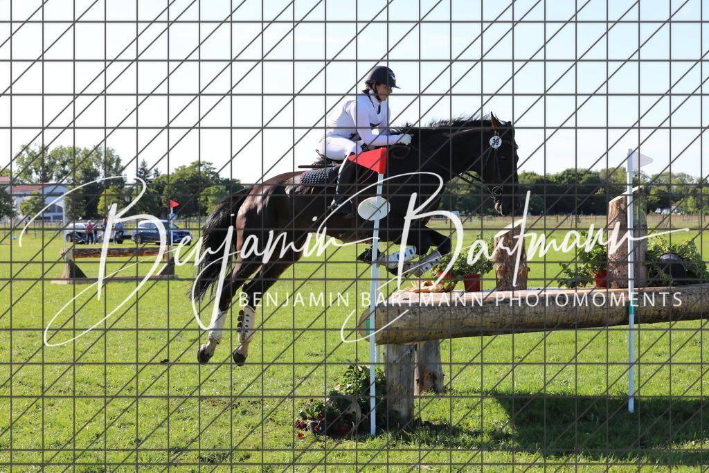 AZ2A1204 | Benjamin Bartmann Photomoments