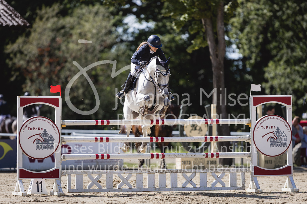 230826_Delbrueck_M2-Spr-813 | Deine schönsten Turniermomente als professionelle Fotos! Entdecke hochwertige Pferdesport-Fotografie im Online-Shop. Jetzt Fotos finden & bestellen!
