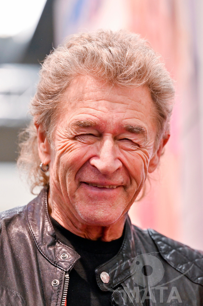 _DWI1827 | Peter Maffay bei Presse Konferenz auf der Stand Play Mobil bei der Spielwarenmesse in Messe Nürnberg. Nürnberg, 31.01.2023 - Realisiert mit Pictrs.com