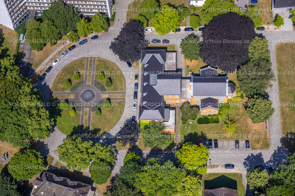 Dortmund220704554 | Luftbild, LWL-Klinik Dortmund - Erwachsenenpsychiatrie, Kreisel mit Mahnmal gegen das Vergessen der nationalsozialistischen Verbrechen, dortmundAplerbeck, Dortmund, Ruhrgebiet, Nordrhein-Westfalen, Deutschland