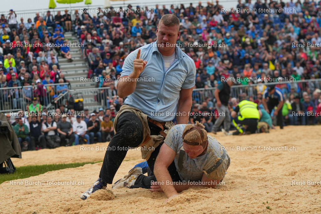 RB-05067 | René Burch leidenschaftlicher Fotograf aus Kerns in Obwalden.  Hier finden sie Sport, Landschaft und Natur Fotografie.
 - Realisiert mit Pictrs.com