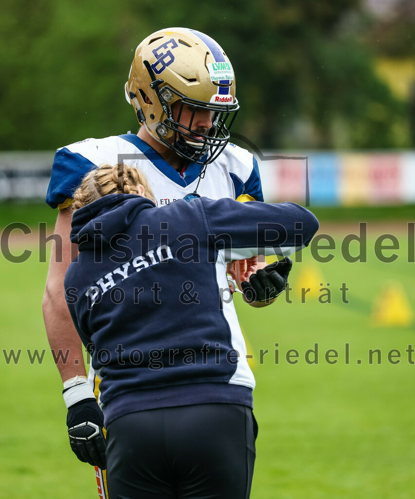 2022-04-30_013_Erding_Bulls_gegen_Regensburg_Phoenix | Erding, Deutschland, 30.04.2022:
Football, Regionalliga 2022, 1. Spieltag, Erding Bulls gegen Regensburg Phoenix

Foto: Christian Riedel / fotografie-riedel.net