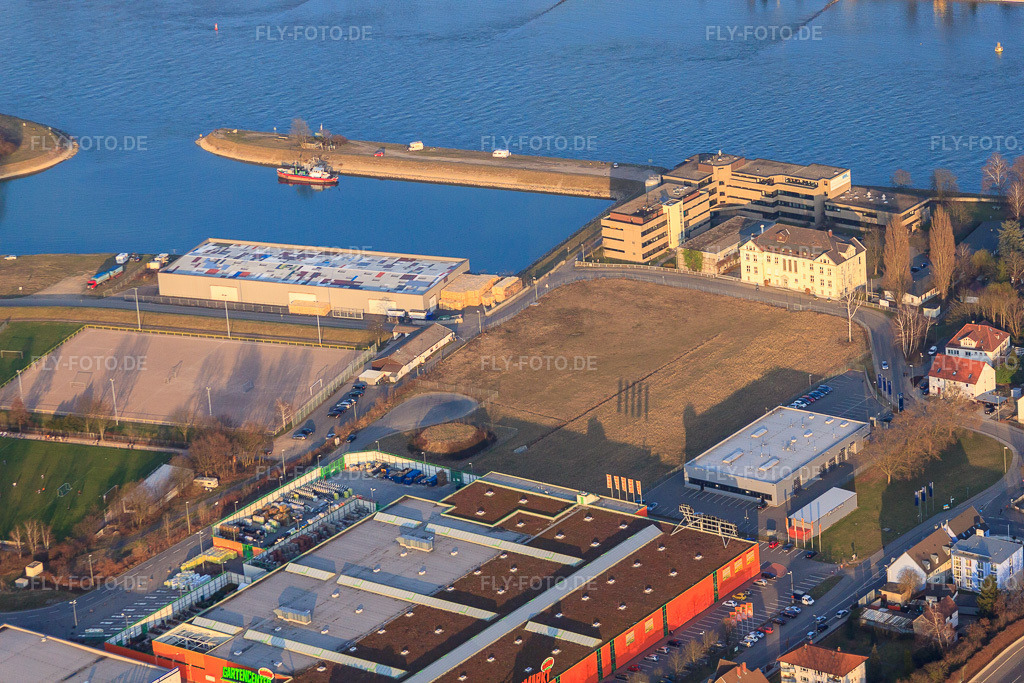 Luftbild: DLW-Straße im Ortsteil Maximiliansau in Wörth im Bundesland Rheinland-Pfalz in Deutschland. Foto: IMG_48978.jpg vom 16.03.2012 durch Werner Riehm/FLY-FOTO.de