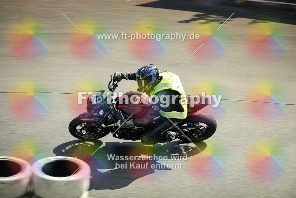 OBK_Mai_Volker_Adam-10655 | Hier findet Ihr Bilder von Touristenfahrten auf der Nürburgring Nordschleife oder von anderen Veranstaltungen die ich besucht habe. Viel Spass beim Durch Schauen 