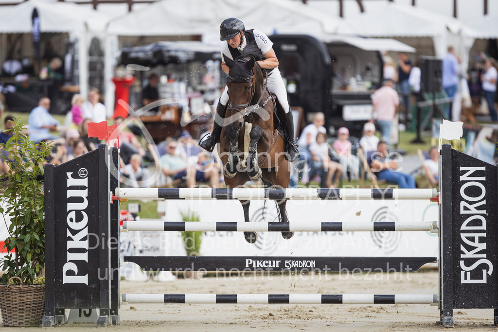 250711_BHO_2Ph-M2-2-808 | Deine schönsten Turniermomente als professionelle Fotos! Entdecke hochwertige Pferdesport-Fotografie im Online-Shop. Jetzt Fotos finden & bestellen!