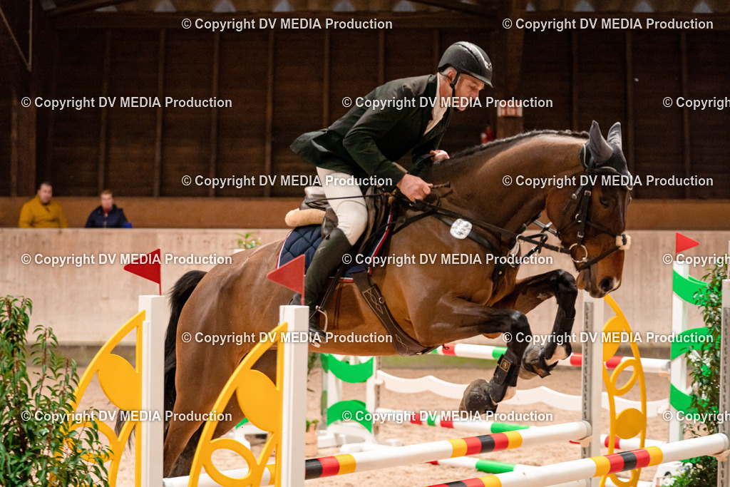 Springen Tag 1-239 | dv-media-shop - Realisiert mit Pictrs.com