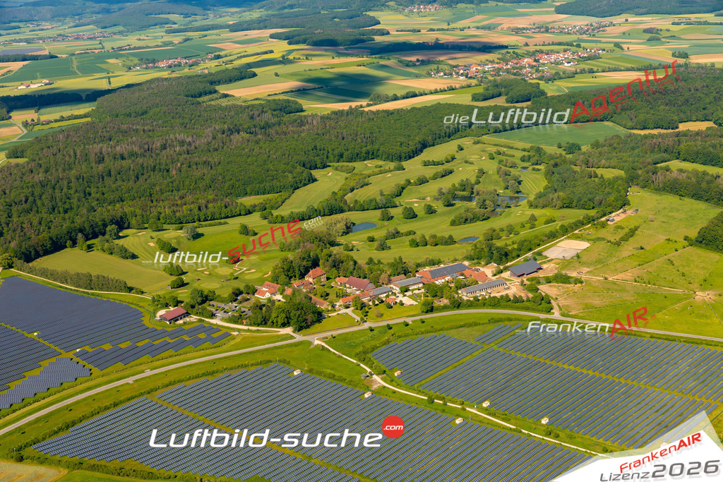 Das Luftbild zeigt : Leimershof Breitengüßbach - Die Luftaufnahme wurde 2024 vom UL-Flugzeug aus erstellt ( keine Drohne ) - Hochauflösende Luftaufnahme - Für grossformatige Ausdrucke geeignet. Die Geschenkidee !Mit Lizenz und Bildrechte bestellbar
