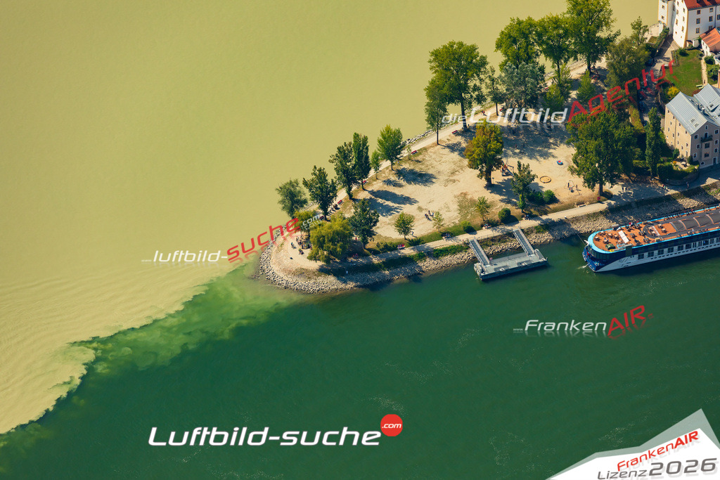Luftaufnahme der Stadt Passau - Die Luftaufnahme wurde 2025 vom UL-Flugzeug heraus erstellt ( keine Drohne ) - Hochauflösende Luftaufnahme - für professionelle Ausdrucke geeignet. Die Geschenkidee !Mit Lizenz und Bildrechte bestellbar