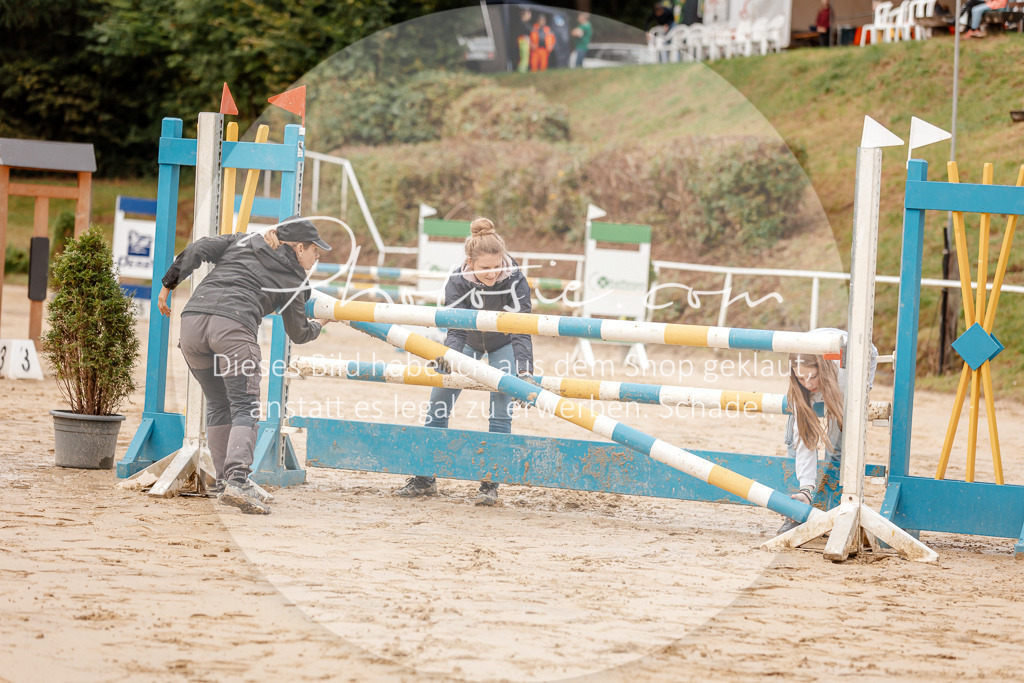 3I6A6472 | Stimmungsvolle Portraits und Reitsportfotografie im Ruhrgebiet und im Münsterland.

Pferdefotografie, Hundefotografie, Tierfotografie, Reportagen, Portraits von Tier und Mensch, Turnierfotografie in Bochum, Recklinghausen, Marl, Haltern am See, Dülmen.. - Realisiert mit Pictrs.com