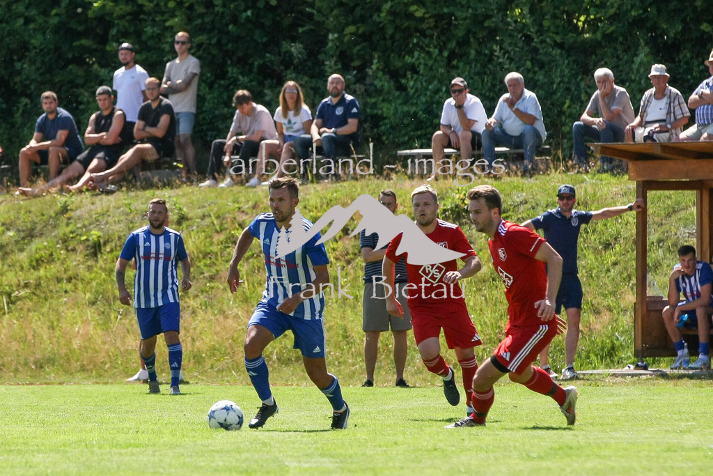 993T8987 |  Jakub Necas