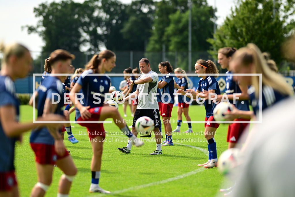 Fußball I Frauen I Saison 2025-2026 I Testspiel I Hamburger SV - Holstein Kiel I 62643 | Der Sportfotograf. - Realisiert mit Pictrs.com