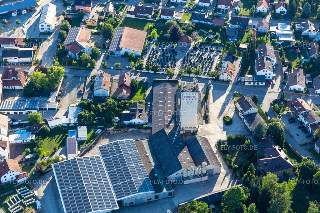 Xaver Schütz Agrarhandel Lagerbetrieb Bauwaren www.salching.de | Luftbild: Xaver Schütz Agrarhandel Lagerbetrieb Bauwaren www.salching.de im Ortsteil Piering in Salching im Bundesland Bayern in Deutschland. Foto: IMG_133180.jpg vom 03.07.2022 durch ©2025 Werner Riehm fly-foto.de/copyright - Realisiert mit Pictrs.com