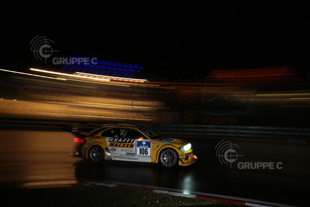 Motorsports / 24 Stunden Nürburgring 2015, Nürburgring-Nordschleife, GER | Harald Rettich, Fabrice Reicher, Dominique Nury, Richard Purtscher - Realisiert mit Pictrs.com