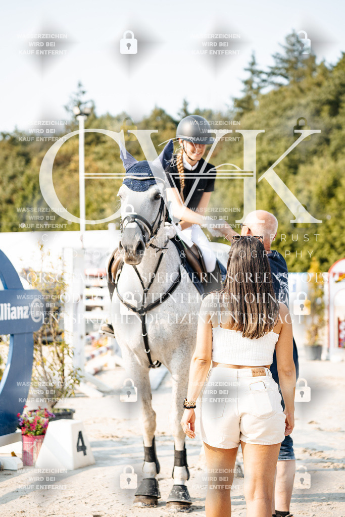 CK704458 | Turnierfotografie Pferdefotografie Trier Rheinland-Pfalz Pferdesport Reitsport Tierfotografie Sportfotografie Pferdevideo Pferdevideografie Equestrianvideography equestrianphotography  - Realisiert mit Pictrs.com