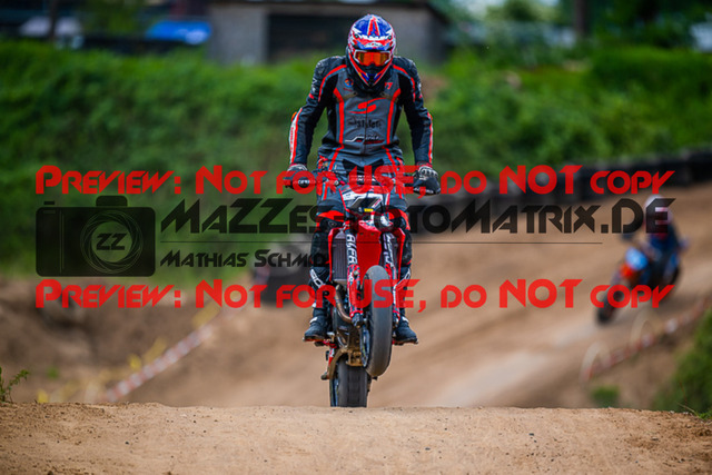 MaZZes_FotoMatrix_220528_9225 | Fotograf Mathias Schmid
Sportfotograf,
Eventfotograf,
Hochzeitsfotograf,
Portraitfotograf