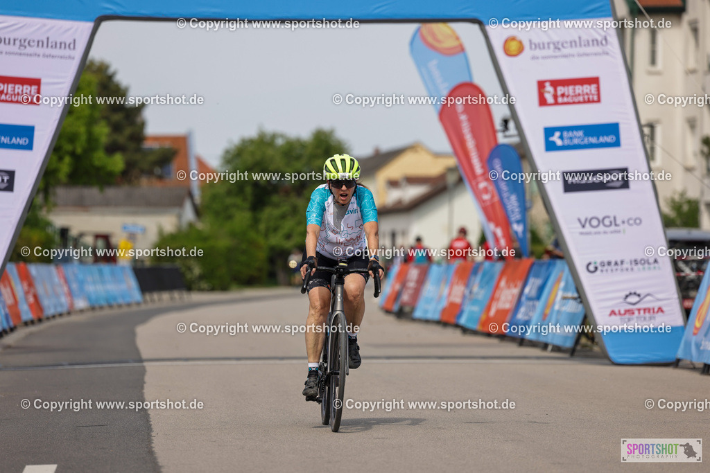 VJ__9952 | Neusiedlersee Radmarathon 2026@sportshot_your_pictrs #yourpictures#roadtowm2029 #nrm #neusiedlerseeradmarathon #neusiedlersee #neusiedlerseetourismus #burgenland #mörbisch #nrm26 #burgenlandtourismus #voglundco #poweredbyburgenlandtourismus #radsport #rad #marathon #ucigranfondo #visitburgenland #ucigranfondoworldseries