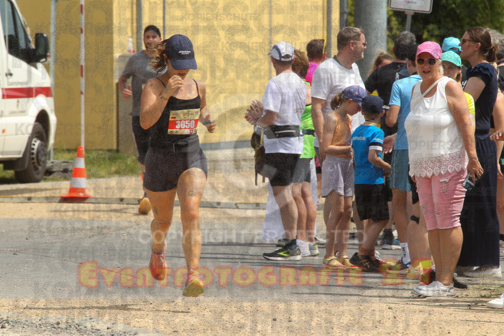 250614_1311_EV4_0652 | Sportfotografie im Rhein-Sieg Kreis, Köln, Bonn, NRW, Rheinland Pfalz, Hessen, etc. Unser Tätigkeitsfeld umfasst den Laufsport vom Volkslauf über den Marathon, Duathlon, Triathon bis zum Ultralauf wie Kölnpfad Ultra oder Schindertrail.