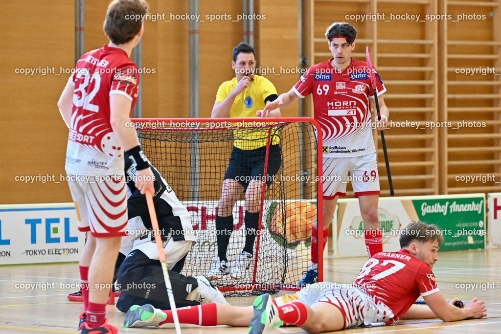 VSV Unihockey vs. KAC Floorball | Tor VSV Unihockey, #32 Tim Deisinger KAC Floorball, #87 Fabian Grabner KAC Floorball, #69 Nikita Münch KAC Floorball, Tilen Vehovec Referee, VSV Unihockey vs. KAC Floorball, VSV Unihockey vs. KAC Floorball am 12.04.2025 in Villach (Ballspielhalle St. Martin), Austria, (Photo by Bernd Stefan)